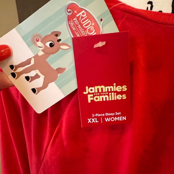 🎄🎄❤️Rudolph!!!  NWT Pajamas top and bottoms are fleece - NEW WITH TAGS!!🎄🎄 - Picture 9 of 9